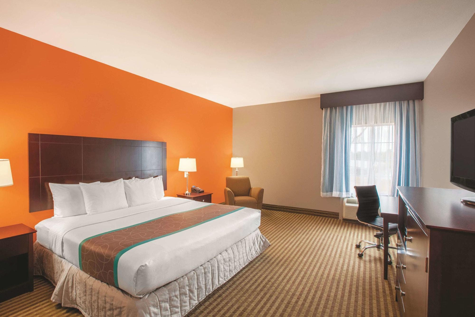 מלון האמבל La Quinta By Wyndham Houston Iah Bush Intl Airport E מראה חיצוני תמונה