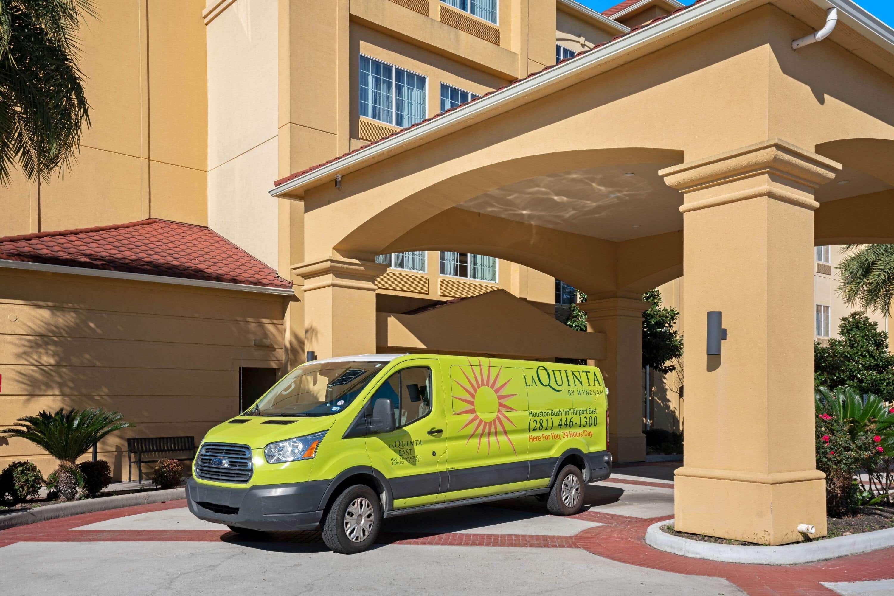 מלון האמבל La Quinta By Wyndham Houston Iah Bush Intl Airport E מראה חיצוני תמונה