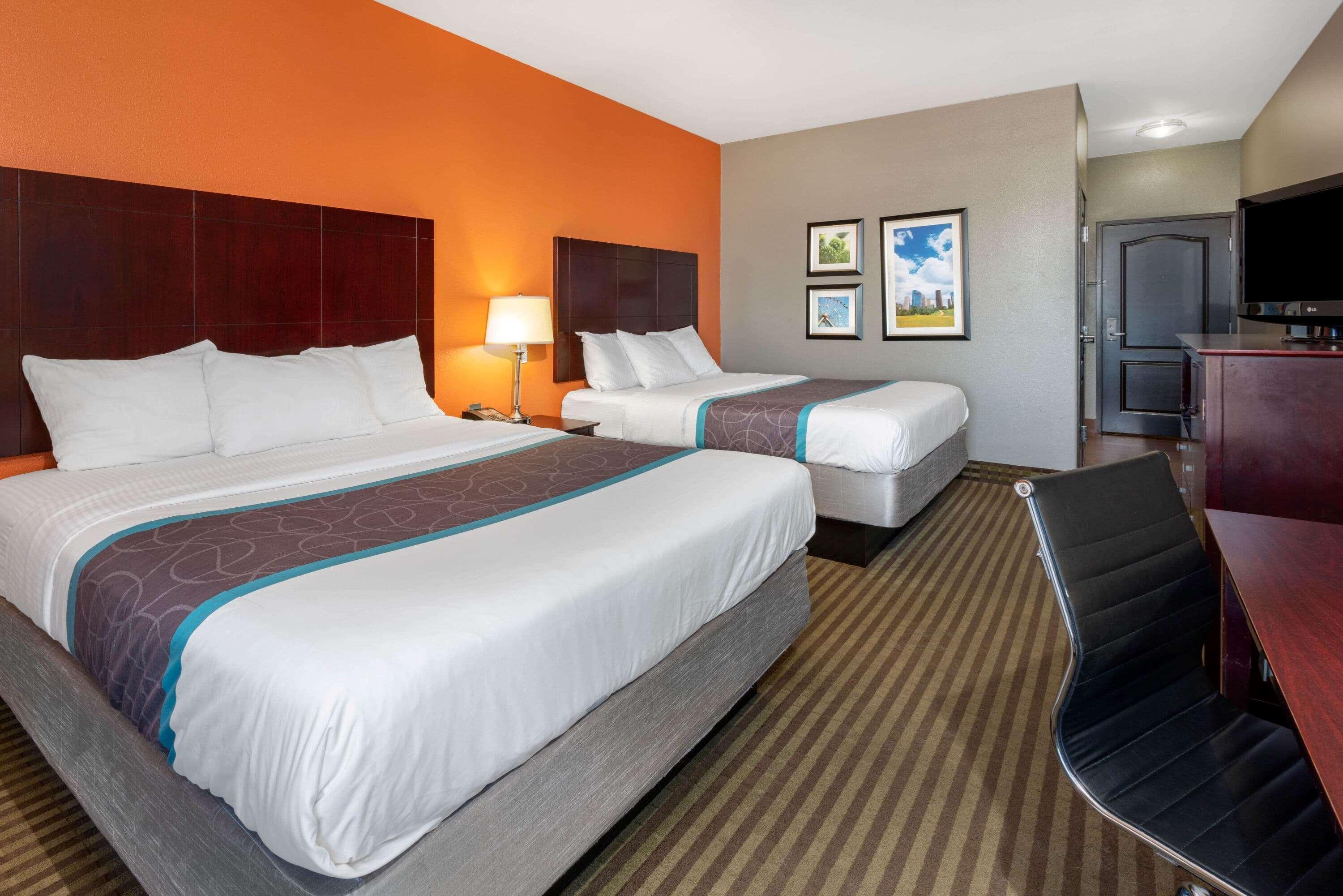 מלון האמבל La Quinta By Wyndham Houston Iah Bush Intl Airport E מראה חיצוני תמונה