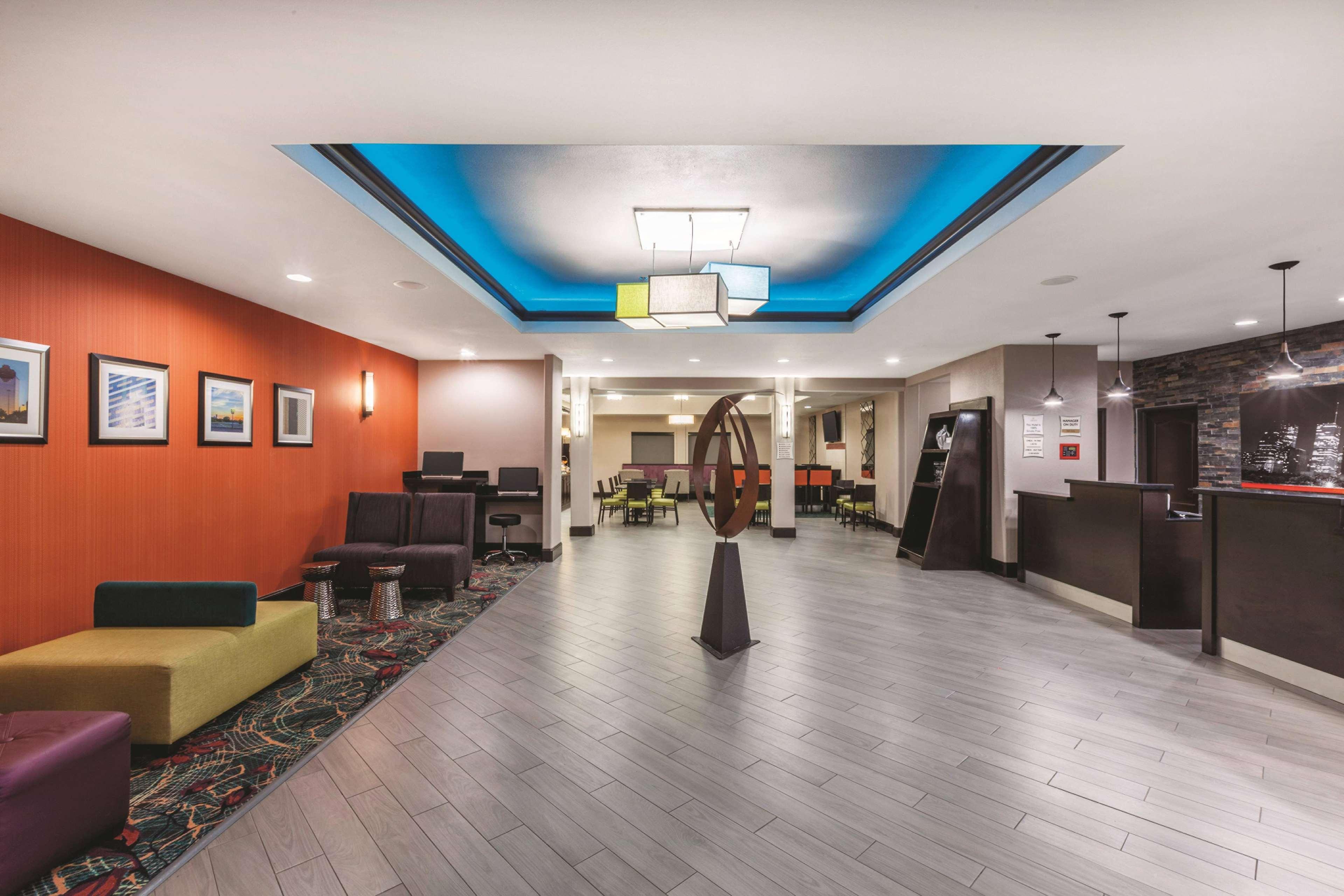 מלון האמבל La Quinta By Wyndham Houston Iah Bush Intl Airport E מראה חיצוני תמונה