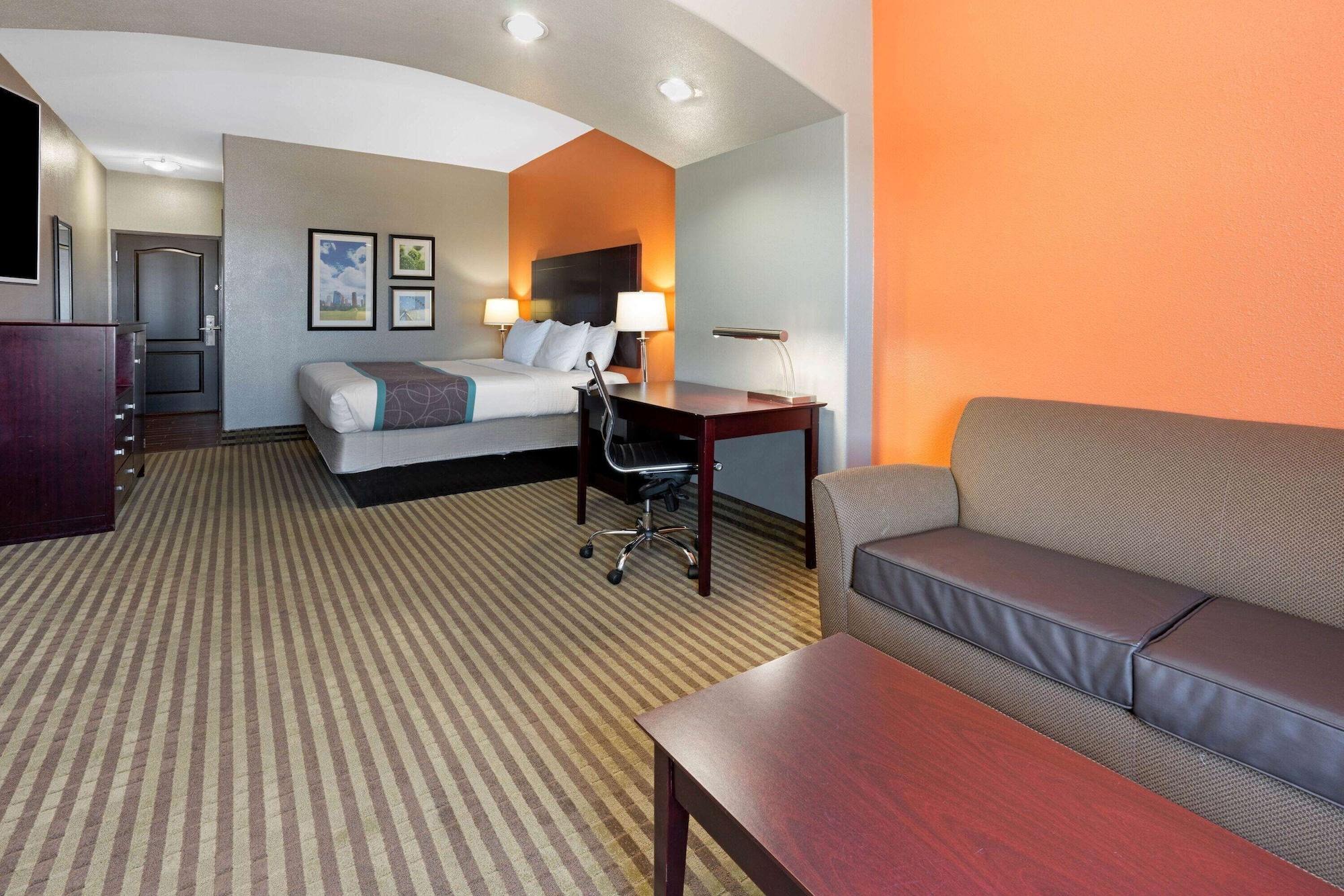 מלון האמבל La Quinta By Wyndham Houston Iah Bush Intl Airport E מראה חיצוני תמונה
