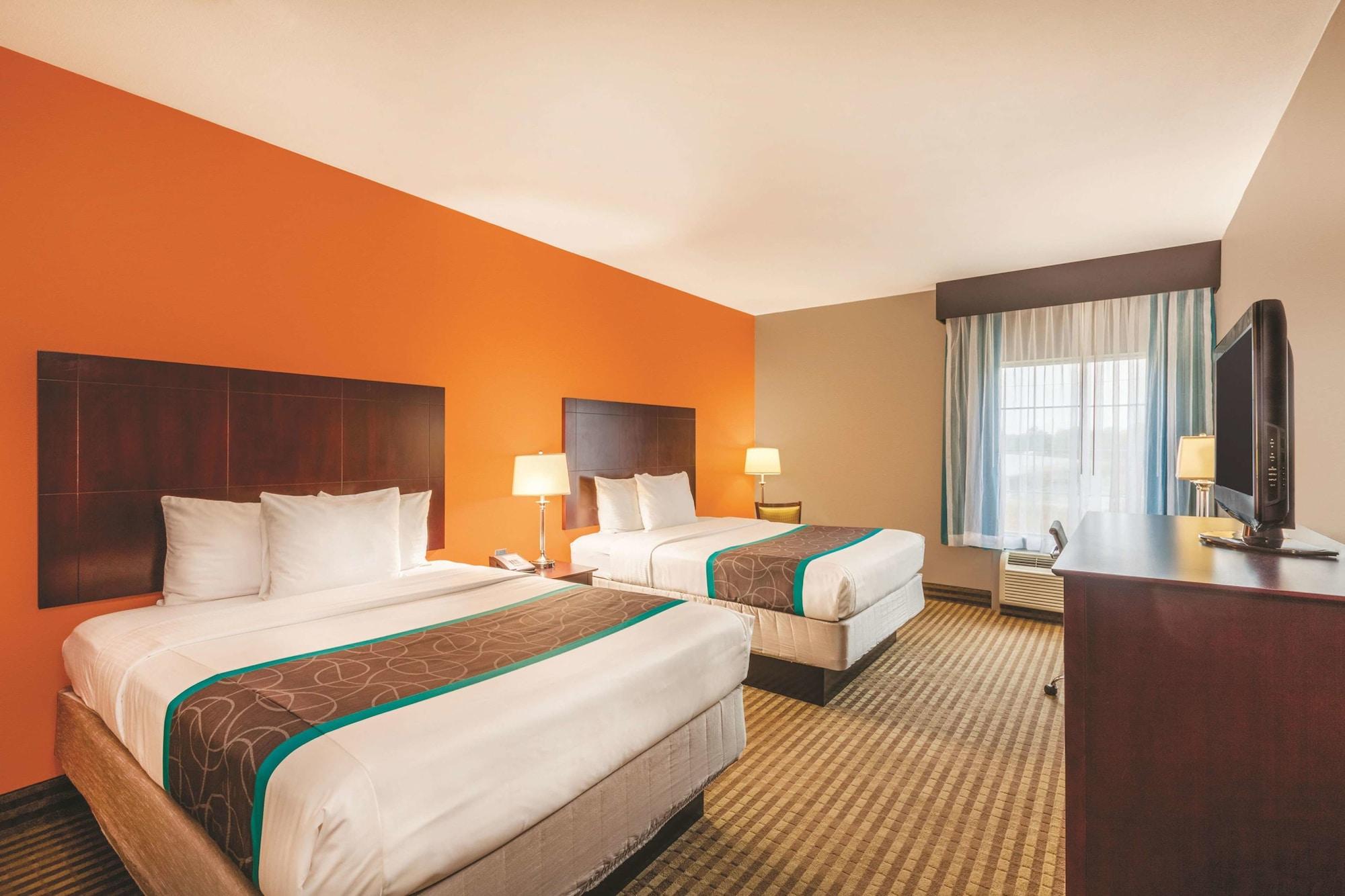 מלון האמבל La Quinta By Wyndham Houston Iah Bush Intl Airport E מראה חיצוני תמונה