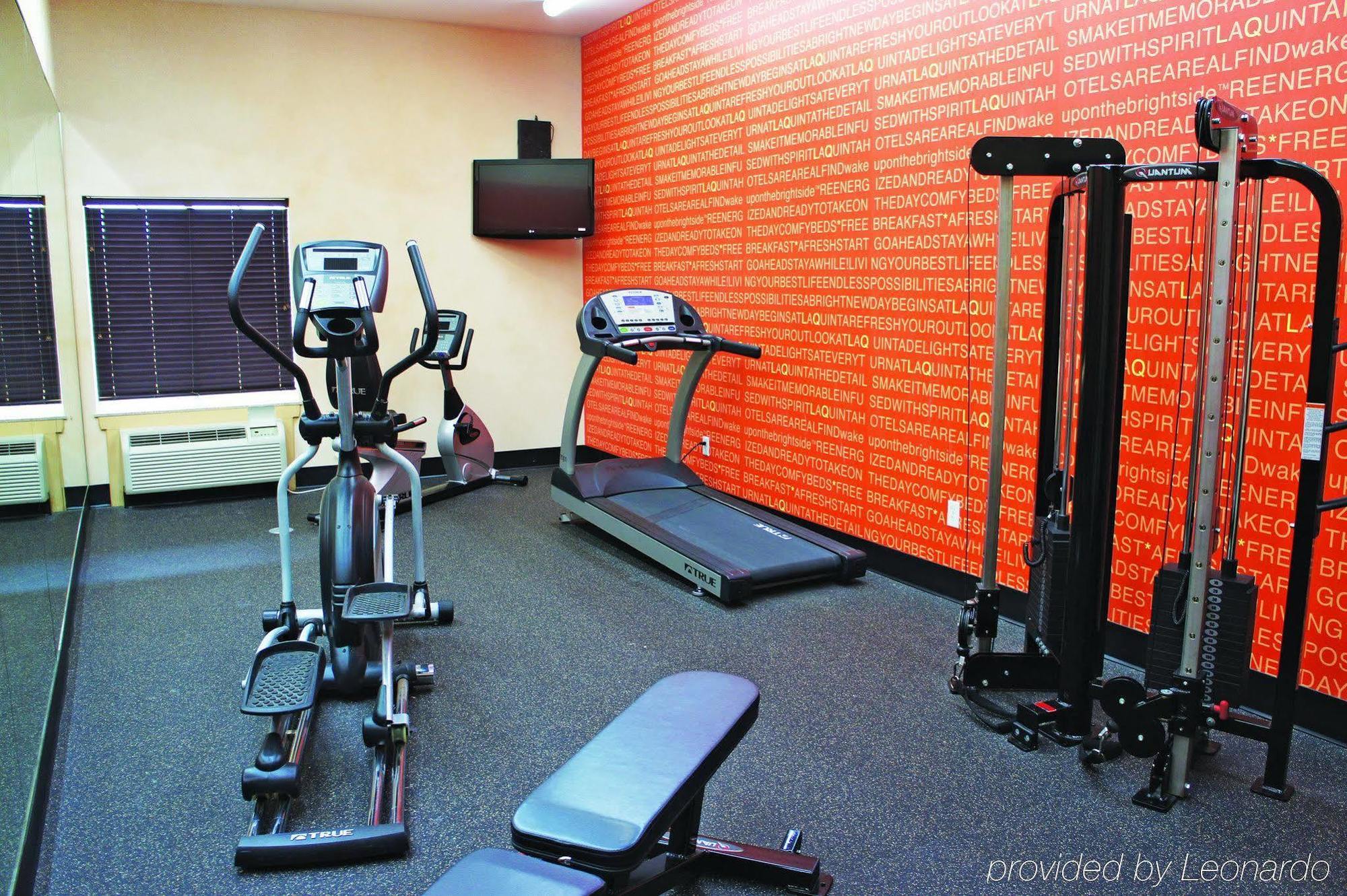 מלון האמבל La Quinta By Wyndham Houston Iah Bush Intl Airport E מראה חיצוני תמונה